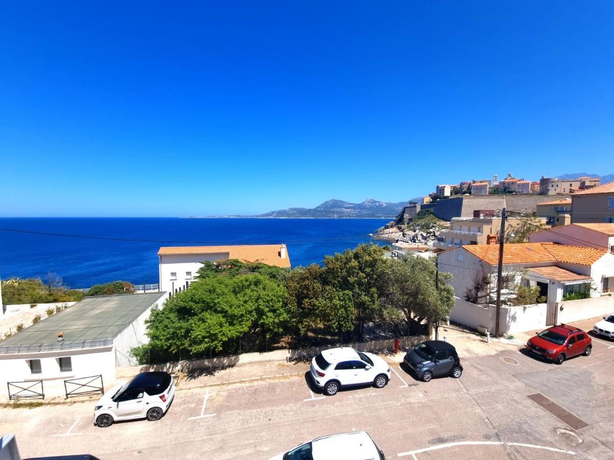 Hotel Sole Mare Калви Екстериор снимка