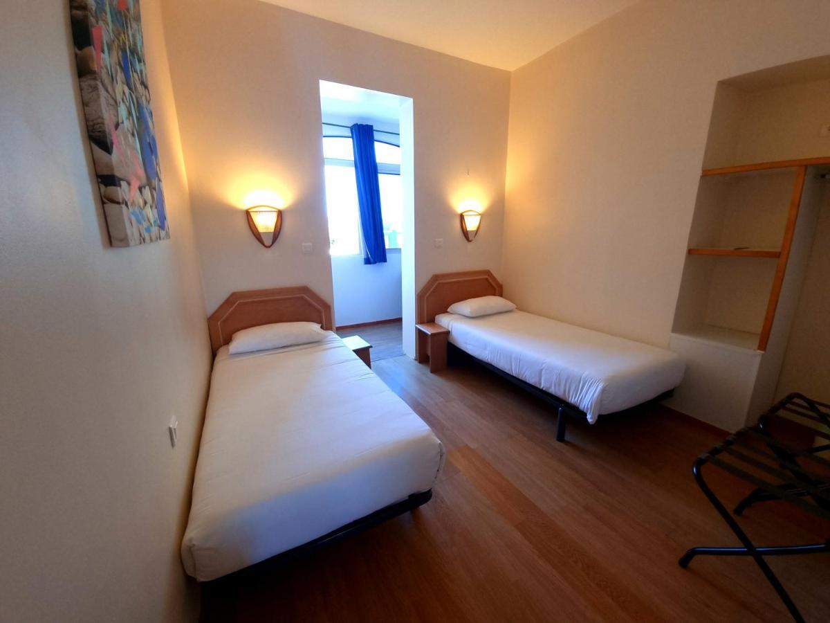 Hotel Sole Mare Калви Екстериор снимка